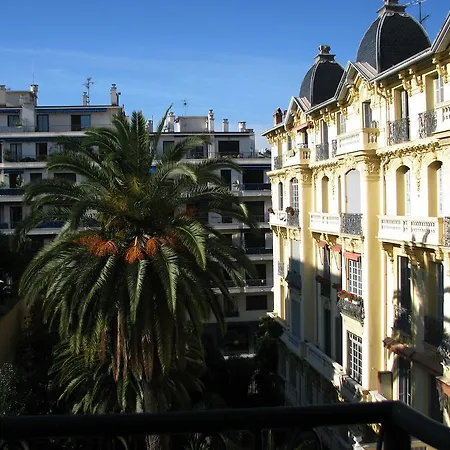 Apartment In Rue Halevy Nice