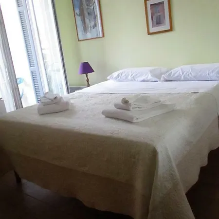 In Rue Halevy Apartament *